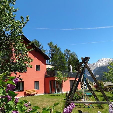 Apartmán Chasa Felix Scuol Pokoj fotografie