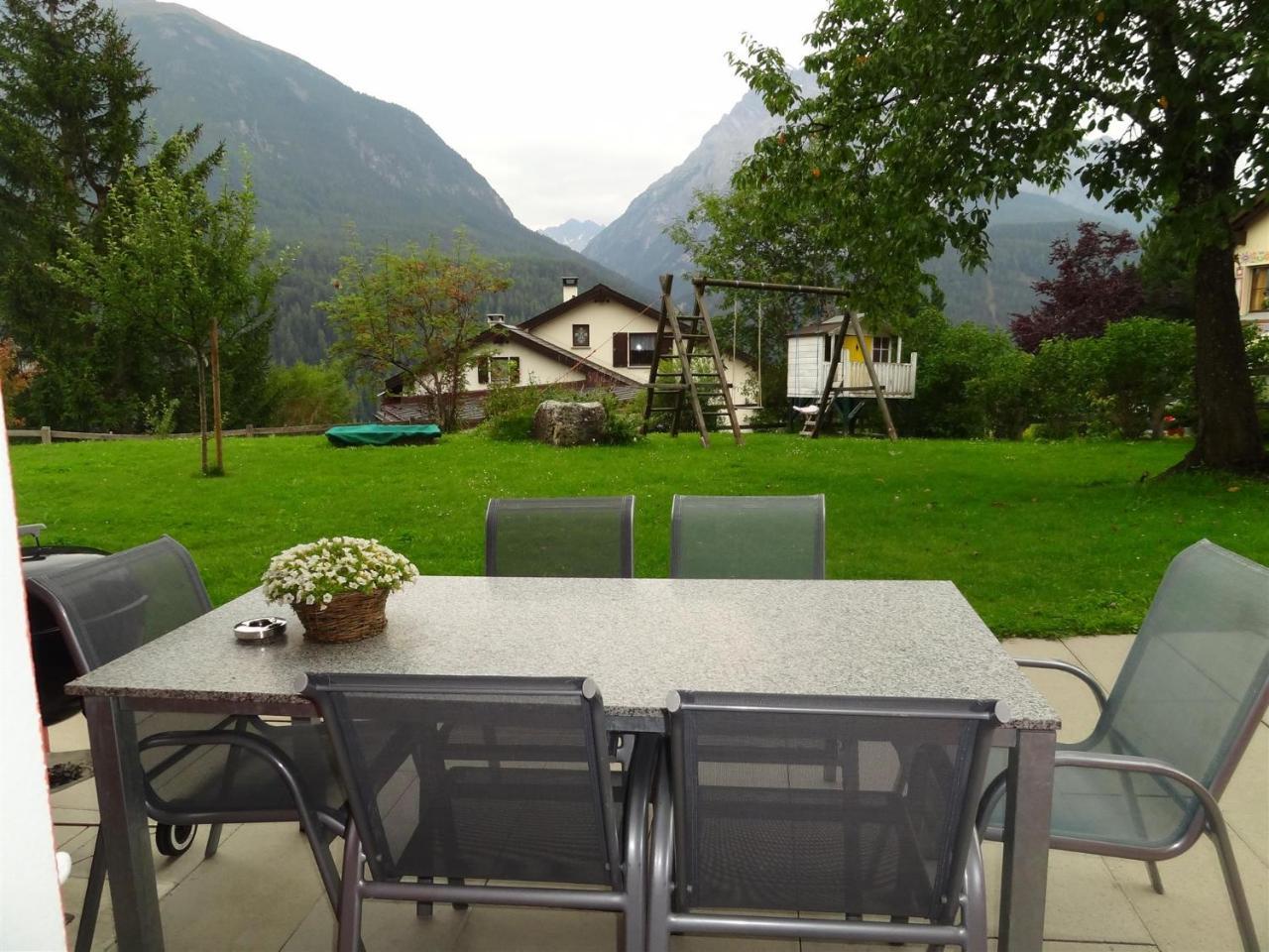Apartmán Chasa Felix Scuol Exteriér fotografie